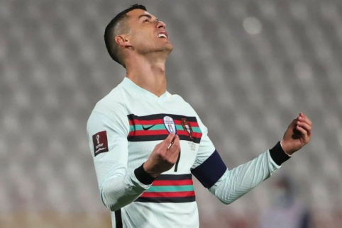 C. Ronaldo jautriai atsisveikino su "Juventus" ir grįžta į "Man Utd"