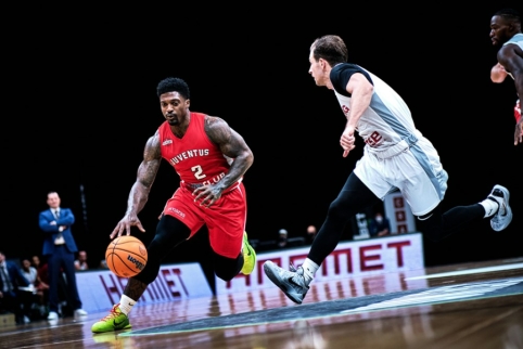 "Rytas" sutriuškintas namuose "Juventus" krepšininkų