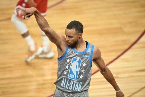 NBA „Visų Žvaigždžių“ rungtynėse – 16-a S. Curry tritaškių ir lemiamas LeBrono Jameso metimas