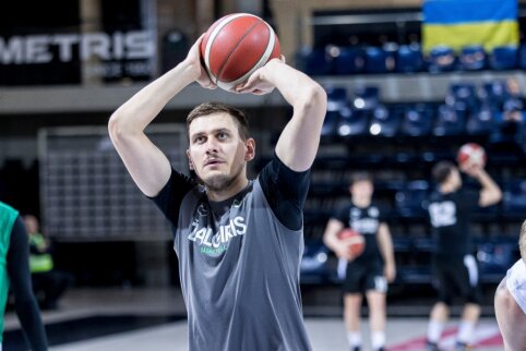 „Žalgiris“ reguliarųjį sezoną baigė sunkia pergale Utenoje