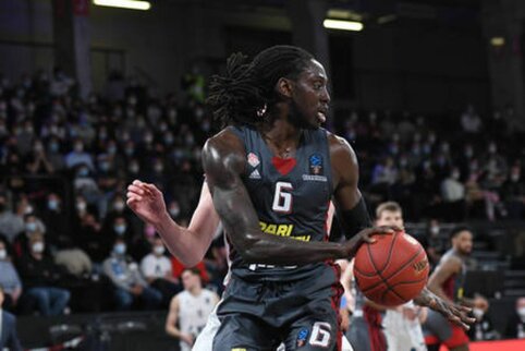 „Fenerbahce“ stiprinasi Europos taurėje siautėjusiu J. Motley