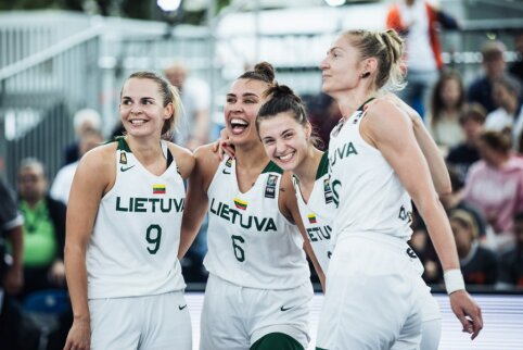 Dar kartą pasaulio čempionate atsitiesusi moterų rinktinė – kitame etape