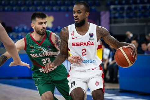 Europos čempionato starte – triuškinanti Ispanijos pergalė