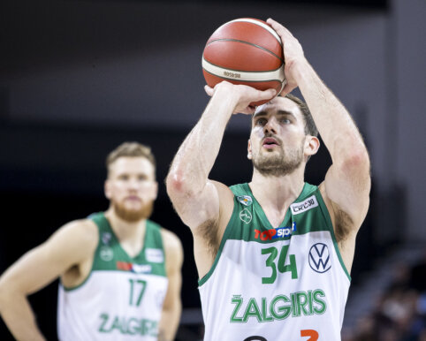 Nenugalimi namuose: „Žalgiris“ dramatiškai palaužė „Wolves“