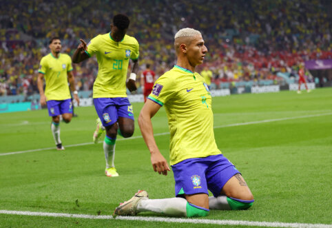 Richarlisono dublis nukalė Brazilijai pergalę prieš serbus