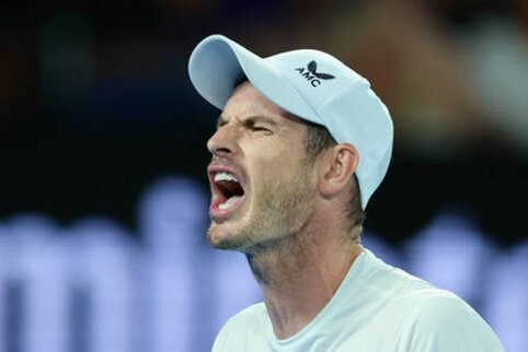 Arti karjeros pabaigos buvęs A. Murray iškovojo dar vieną pergalę dvejetų varžybose