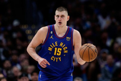 Fantastinis Jokičius nustelbė A. Davisą ir „Lakers“