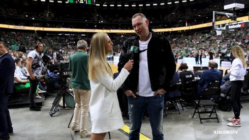 „Žalgiris Backstage“: kokio skonio gumą kramto D.Songaila ir, ką finale palaiko A.Kulboka?