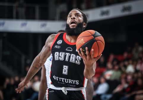 „Rytas“ pratęsė sutartį su R. J. Cole'u