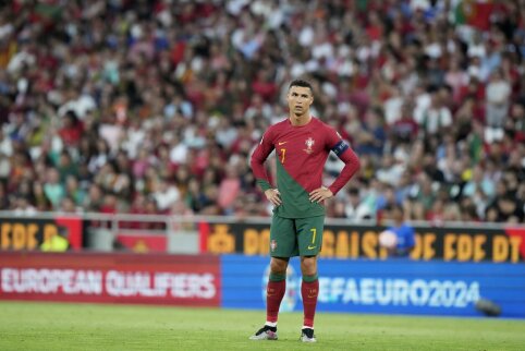 Pretendentų į „Auksinio kamuolio“ apdovanojimą sąrašas – be C. Ronaldo