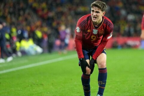 FIFA priversta išmokėti didžiulę kompensaciją „Barcelona“ komandai už Gavi patirtą traumą