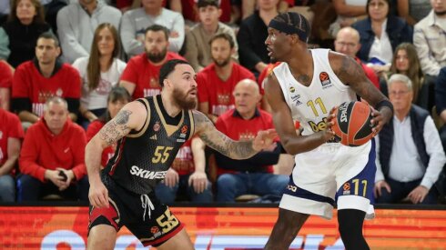 Nepaaiškinami N. Hayeso-Daviso veiksmai lėmė dramatišką „Fenerbahce“ pralaimėjimą Atėnuose