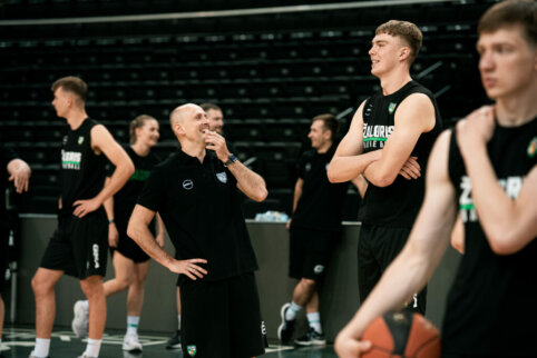Trečiadienį „Žalgirio“ arenoje – žaismingas susidūrimas tarp buvusių ir esamų akademijos auklėtinių