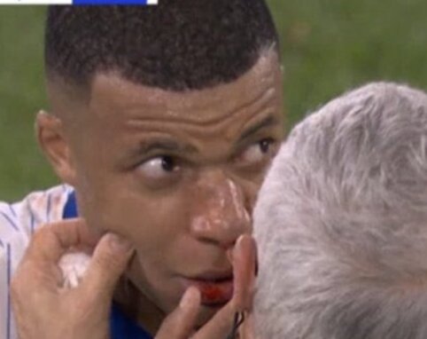 K. Mbappe su „hat-tricku“ padėjo „Real“ sutriuškinti „Man City“