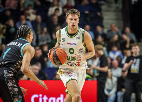 Telšiuose – jauniesiems žaidėjams atsiskleisti leidusio „Žalgirio“ triuškinama pergalė prieš „M Basket“