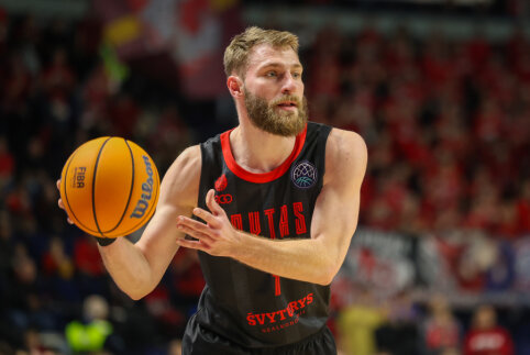 Lietuvių dueto tempiamas „Rytas“ išgyveno Jonavoje