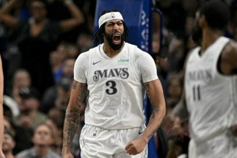 Paaiškėjo, kiek laiko dėl traumos iš „Mavericks“ rikiuotės iškrito A. Davisas