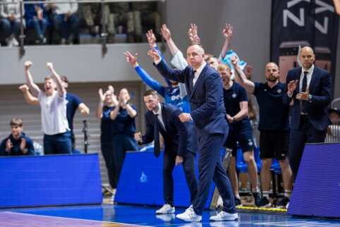 Jonava švenčia: antrąsyk „Wolves“ palaužusi „CBet“ – LKL pusfinalyje