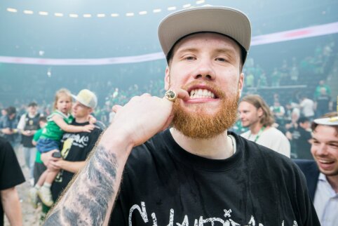 I. Brazdeikis vis geriau kalba lietuviškai: prabilo apie savo būklę po operacijos