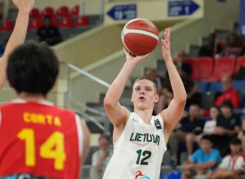 Lemiamą metimą pataikiusi U16 vaikinų rinktinė – Europos čempionato pusfinalyje