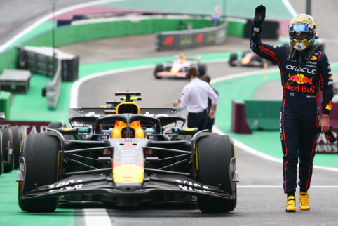 Verstappenas nebesižvalgo į penktą iš eilės titulą