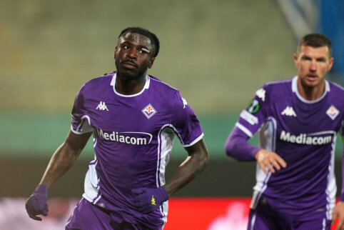 Atsigaunanti &bdquo;Fiorentina&ldquo; ekipa i&scaron;sikapstė i&scaron; i&scaron;kritimo zonos