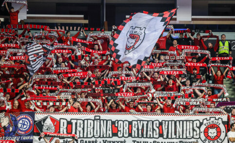 &bdquo;Ryto&ldquo; fanai atskleidė, kas juos privertė paimti vėliavą i&scaron; &bdquo;Hapoel&ldquo; sirgalių