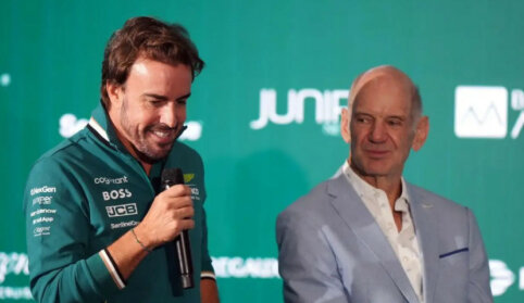 &bdquo;Aston Martin&ldquo; ir &bdquo;Honda&ldquo; startas kelia abejonių, o viltis siejama su A. Newey