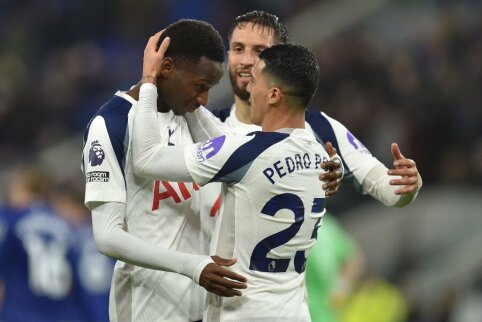 Tottenhamo žaidėjai gali prarasti pusę savo atlyginimo