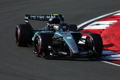 Suzukoje Mercedes dominuoja: K. Antonelli greičiausias prie&scaron; kvalifikaciją