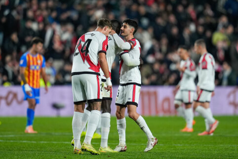Konferencijų lygoje Rayo Vallecano ir Crystal Palace artinasi prie finalo