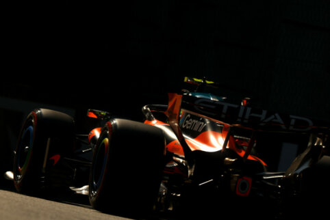 Majamyje sprintą laimėjo &bdquo;McLaren&ldquo; ir L. Norrisas