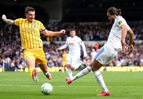 Leeds sutriu&scaron;kino Brighton ir sunaikino jų Čempionų lygos viltis, o Sunderland tęsia kovą dėl vietos Europoje