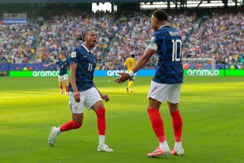 M. Olise ir K. Mbappe &scaron;ou įkvėpė prancūzus, kurie i&scaron;metė &Scaron;vediją i&scaron; PČ