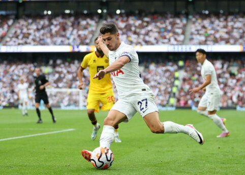 M. Solomonas po trejų metų paliks &bdquo;Tottenham&ldquo; ir persikels į &bdquo;West Ham&ldquo;