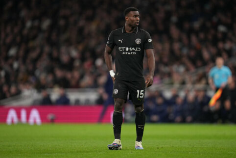 Gynėjų įvarčiai padėjo &bdquo;Manchester City&ldquo; i&scaron;kovoti pirmąją pergalę &scaron;iame sezone