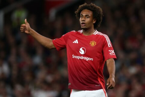 &bdquo;Man United&ldquo; nusprendė neparduoti puolėjo J. Zirkzee