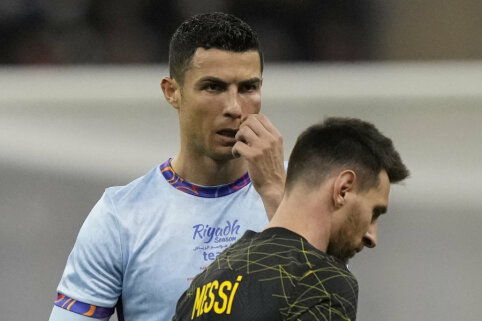 C. Ronaldo žinutė po L. Messi atsisveikinimo įra&scaron;u socialiniuose tinkluose