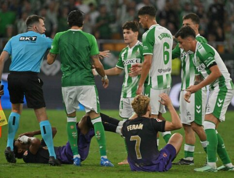 L. Yamalis įmu&scaron;ė įspūdingą įvartį ir i&scaron;provokavo varžovo ne&scaron;varų elgesį, o &bdquo;Barca&ldquo; sutriu&scaron;kino &bdquo;Betis&ldquo;