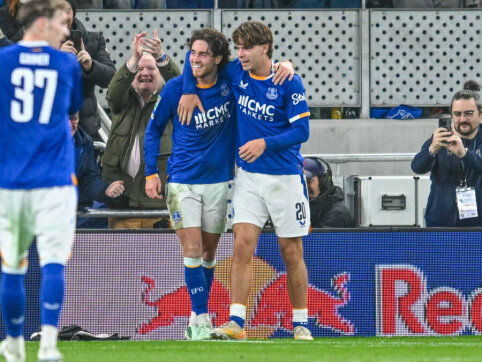 &bdquo;Everton&ldquo; Lygos taurės a&scaron;tuntfinalyje susikaus su &bdquo;Newcastle&ldquo;, o vėliau gali laukti &bdquo;Arsenal&ldquo; nugalėtojai