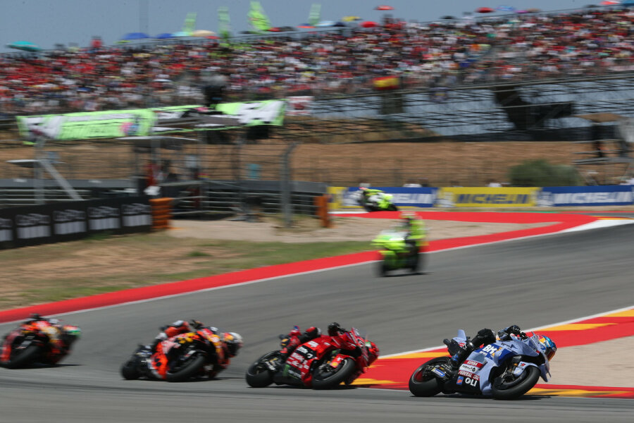 &bdquo;MotoGP&ldquo; bendroje įskaitoje pirmauja &bdquo;Aprillia&ldquo; duetas